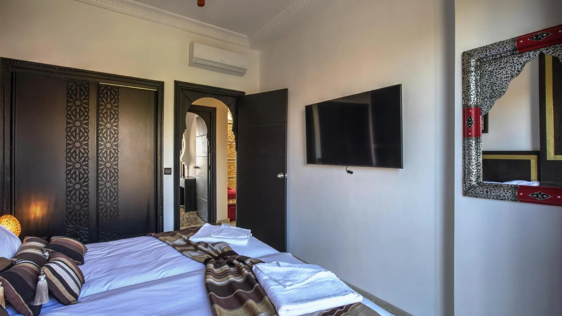 Villa Akadia Luxurious With Private Swimming Pool 马拉喀什